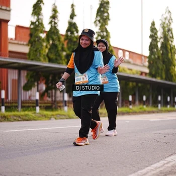 Runner Photo 8378063