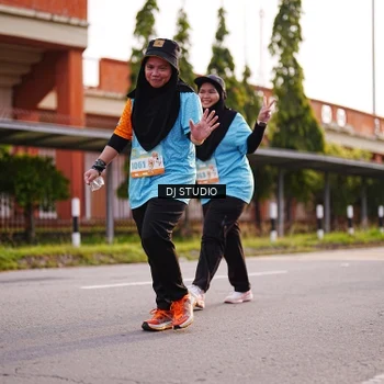 Runner Photo 8378077