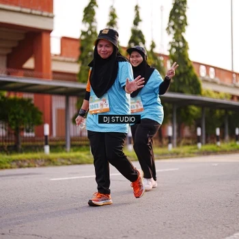 Runner Photo 8378078