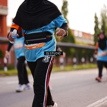 Runner Photo 8378080