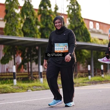 Runner Photo 8378083