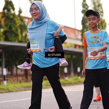 Runner Photo 8378095