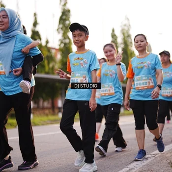 Runner Photo 8378100