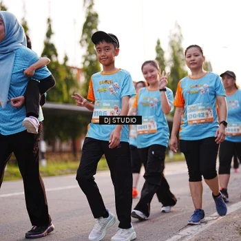 Runner Photo 8378102