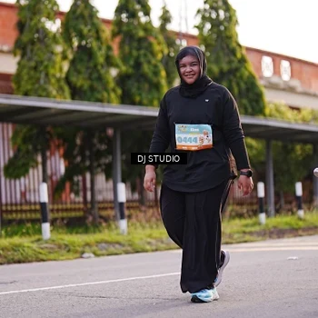 Runner Photo 8378105