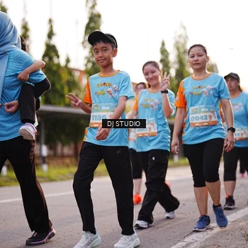 Runner Photo 8378117