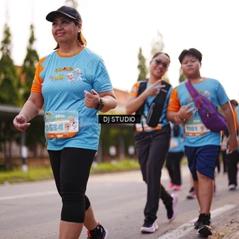 Runner Photo 8378135