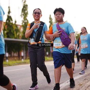 Runner Photo 8378145
