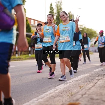 Runner Photo 8378155