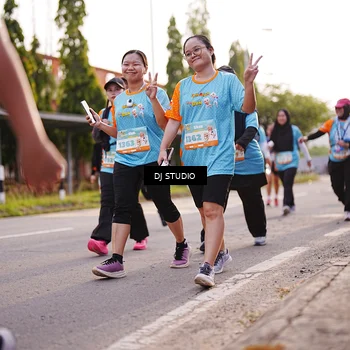 Runner Photo 8378163