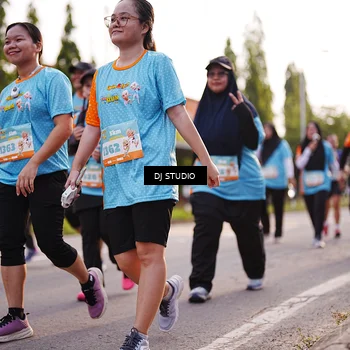Runner Photo 8378165