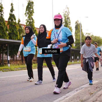 Runner Photo 8378184