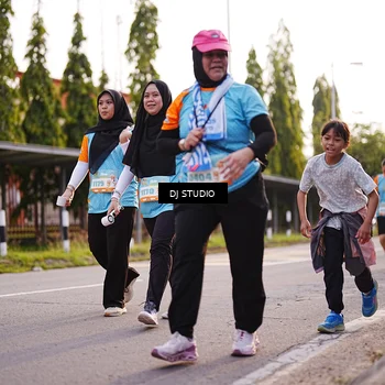 Runner Photo 8378201