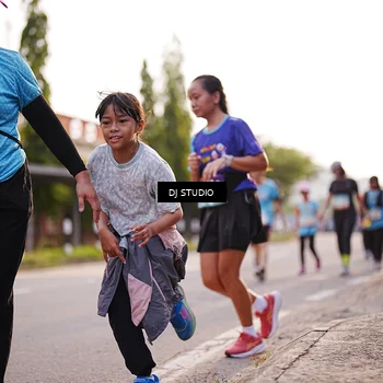 Runner Photo 8378202
