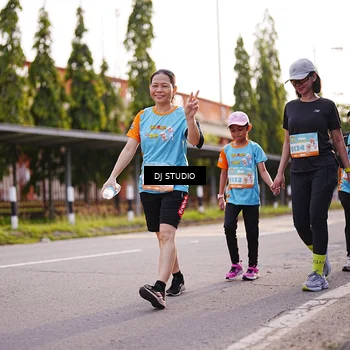 Runner Photo 8378214