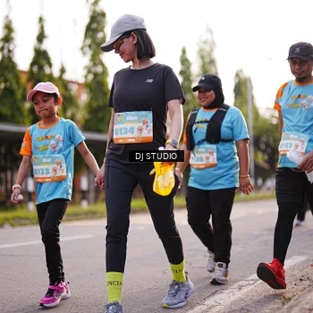 Runner Photo 8378235