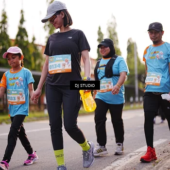 Runner Photo 8378242