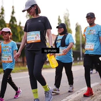 Runner Photo 8378247