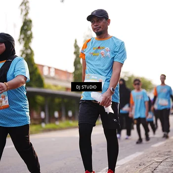 Runner Photo 8378254