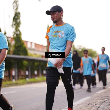 Runner Photo 8378255