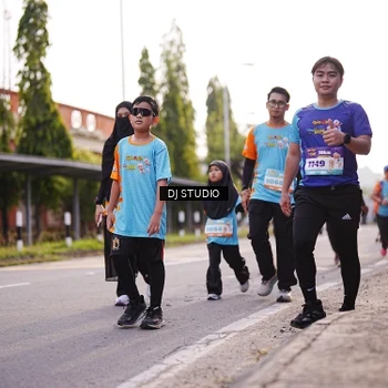 Runner Photo 8378264