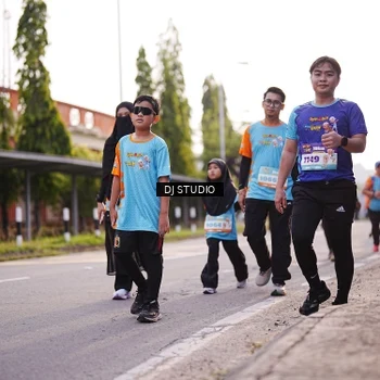 Runner Photo 8378266