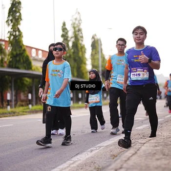 Runner Photo 8378269