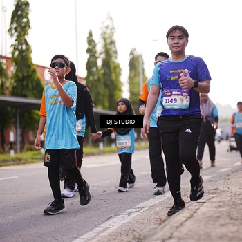 Runner Photo 8378271