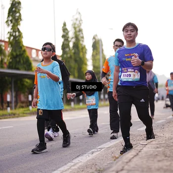 Runner Photo 8378278