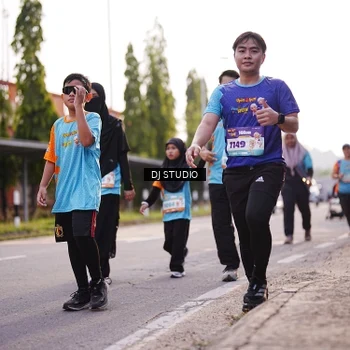 Runner Photo 8378281