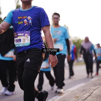 Runner Photo 8378286