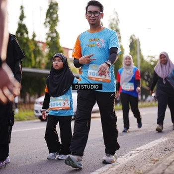 Runner Photo 8378292