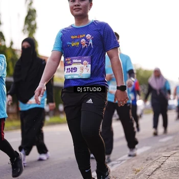 Runner Photo 8378295