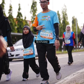 Runner Photo 8378297