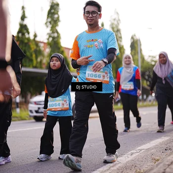 Runner Photo 8378301