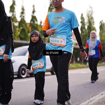 Runner Photo 8378302