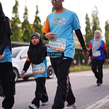 Runner Photo 8378304