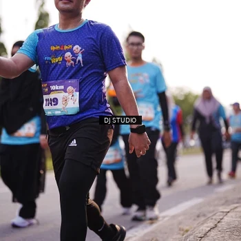 Runner Photo 8378308
