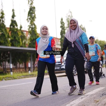 Runner Photo 8378311