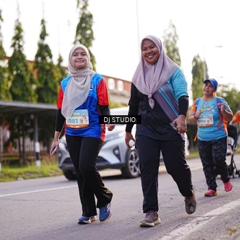 Runner Photo 8378314