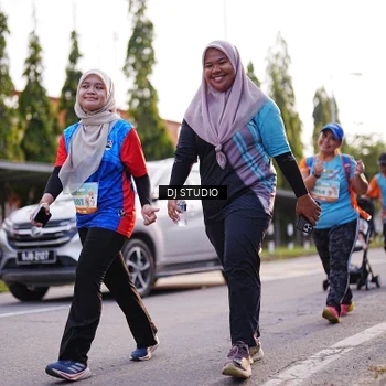 Runner Photo 8378324