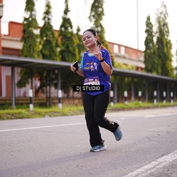 Runner Photo 8378334