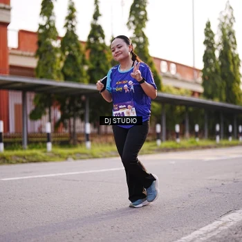 Runner Photo 8378335