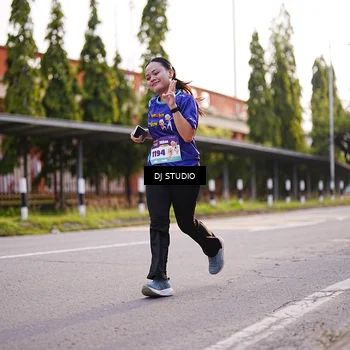 Runner Photo 8378338
