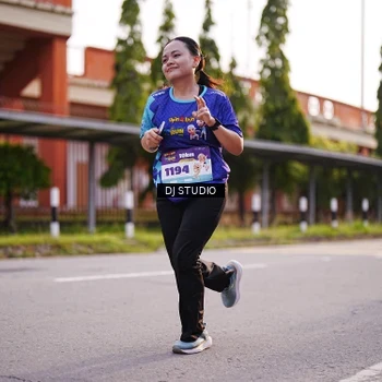 Runner Photo 8378343