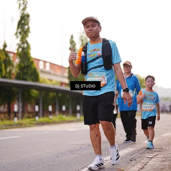 Runner Photo 8378351