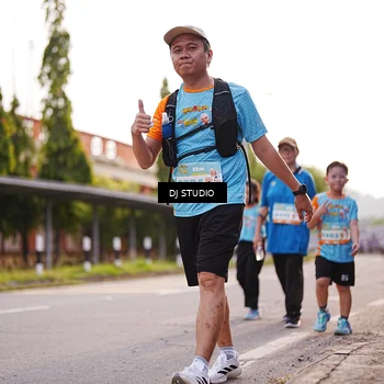 Runner Photo 8378354