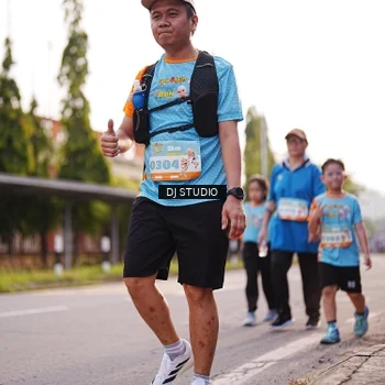 Runner Photo 8378361