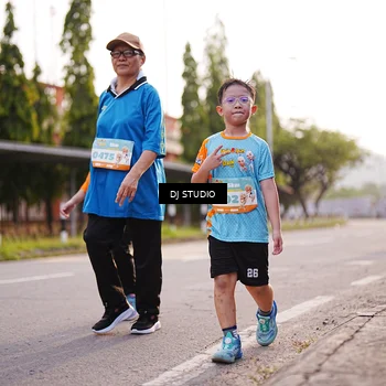 Runner Photo 8378370