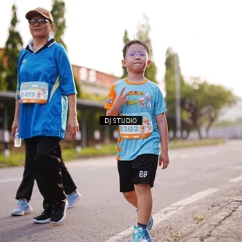 Runner Photo 8378376